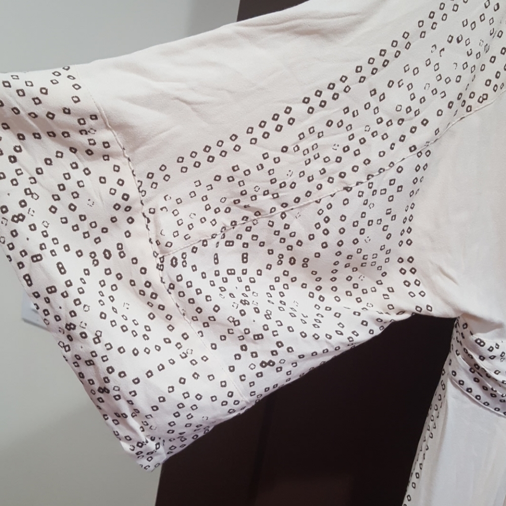 Woman's clothes - Picture 3 of 8